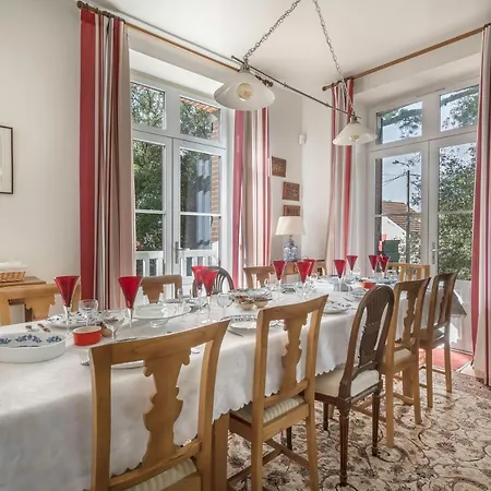 Familiale A 300m De La De L'ocean Feriehus