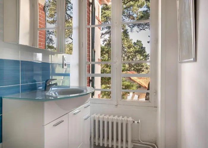 Familiale A 300m De La De L'ocean 펜션 *