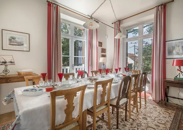 Familiale A 300m De La De L'ocean 펜션